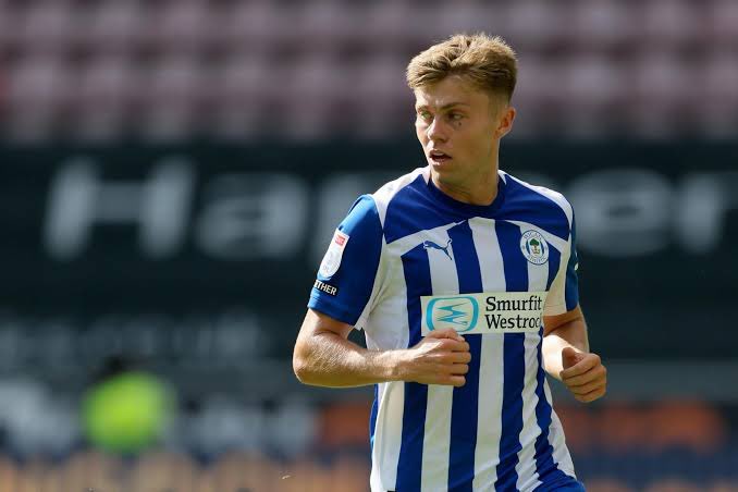 LaticsBase tweet media