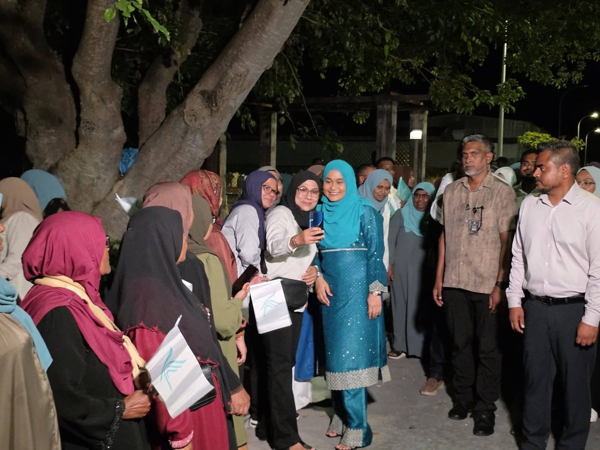 Humandust tweet media