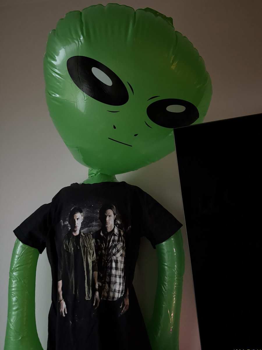 .Spooky Barry tweet media