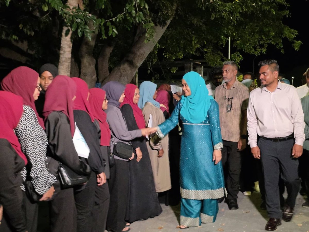 Humandust tweet media