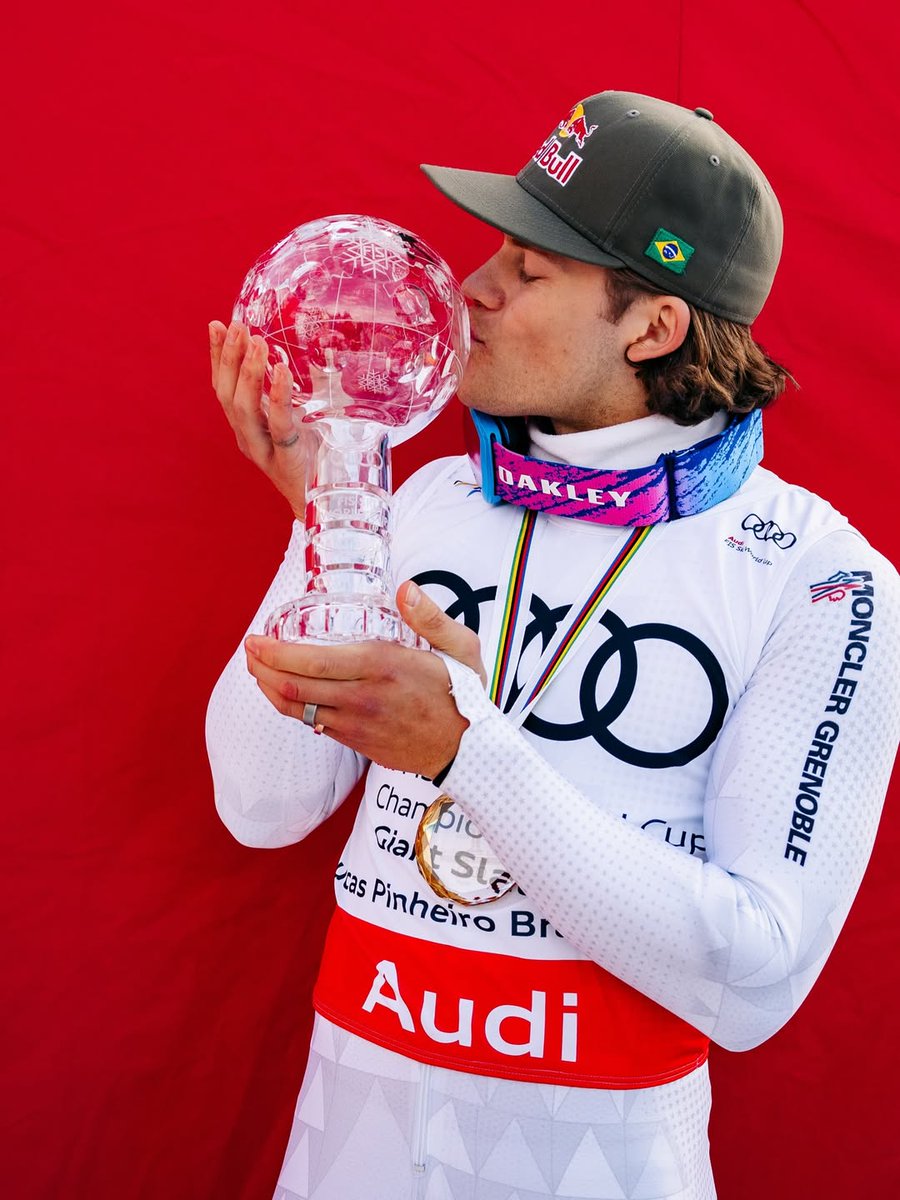 Surto Olímpico tweet media