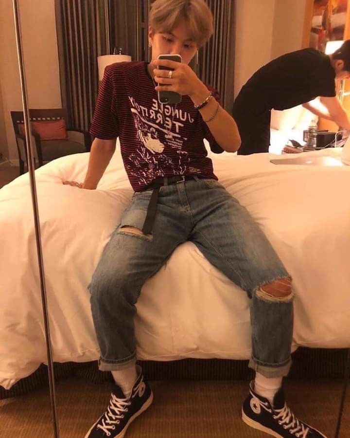 dudita⁷ tweet media