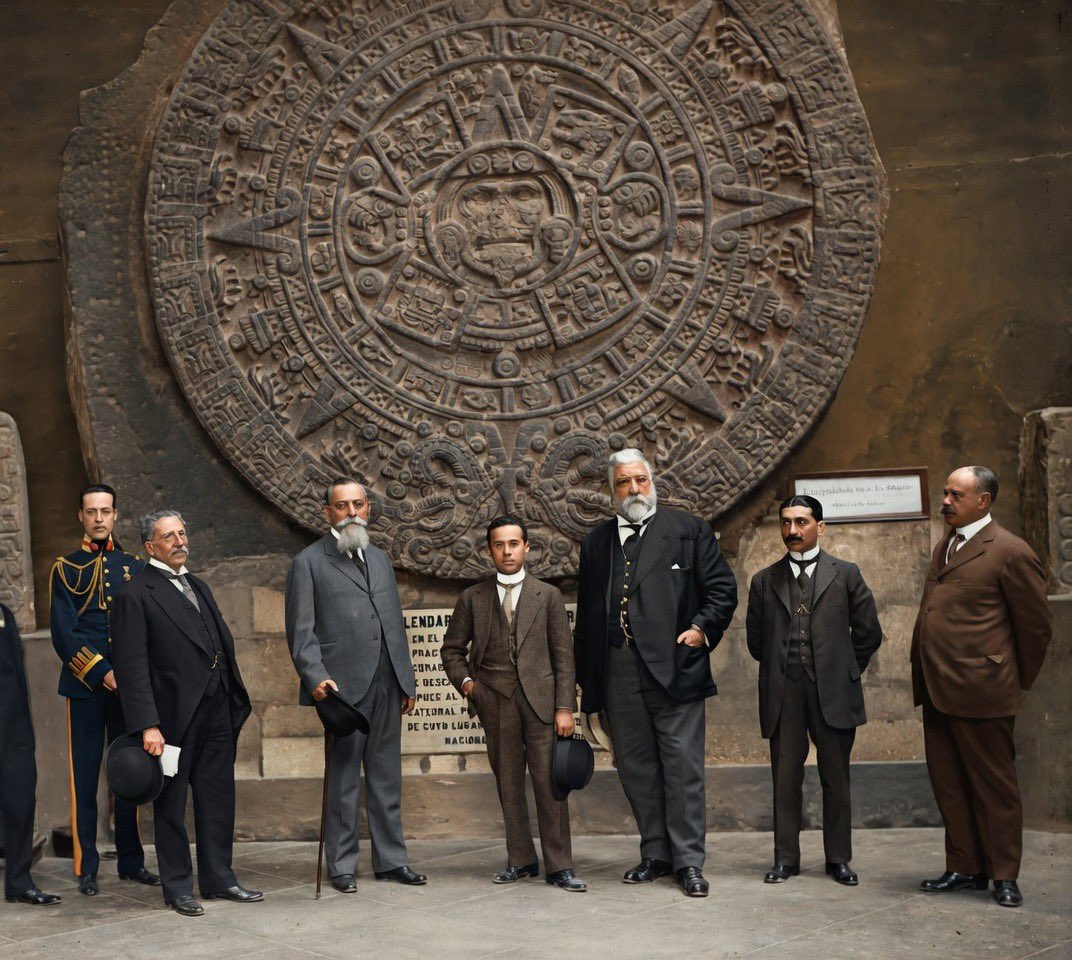 Tlatoani_Cuauhtemoc tweet media