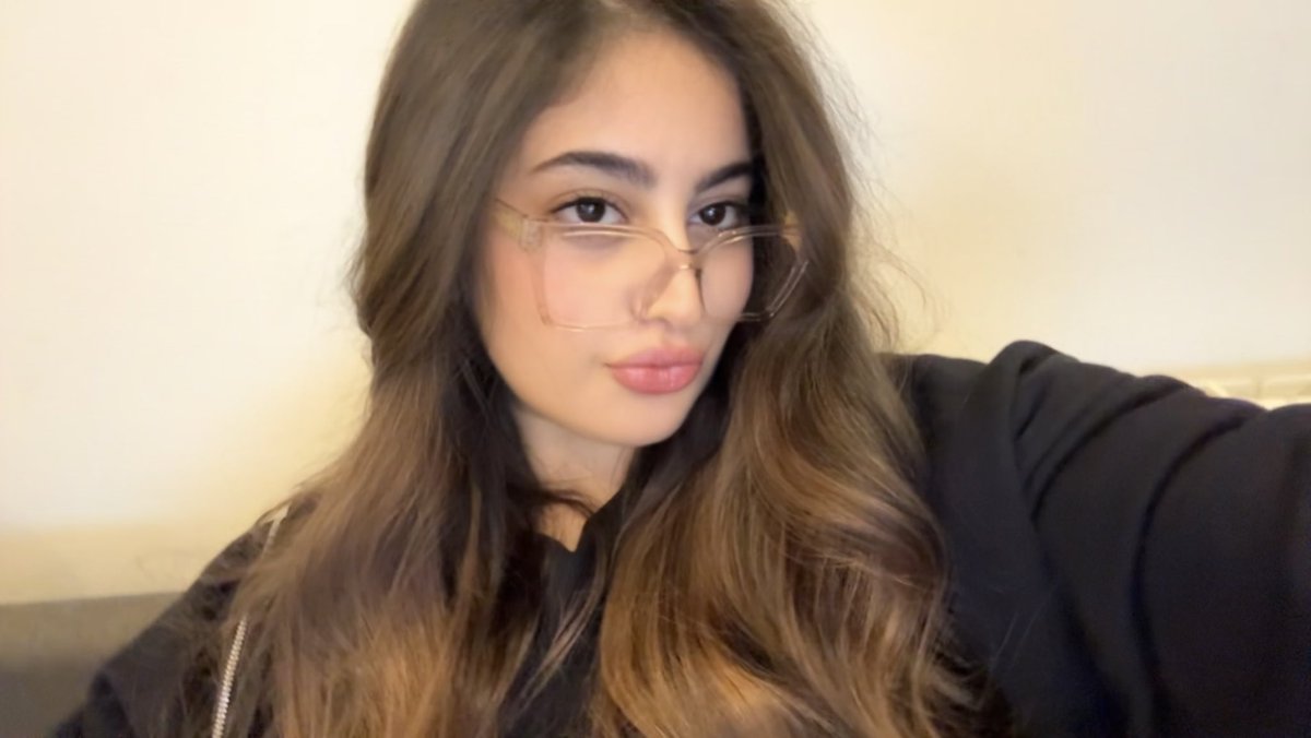 Sky 🌺 tweet media