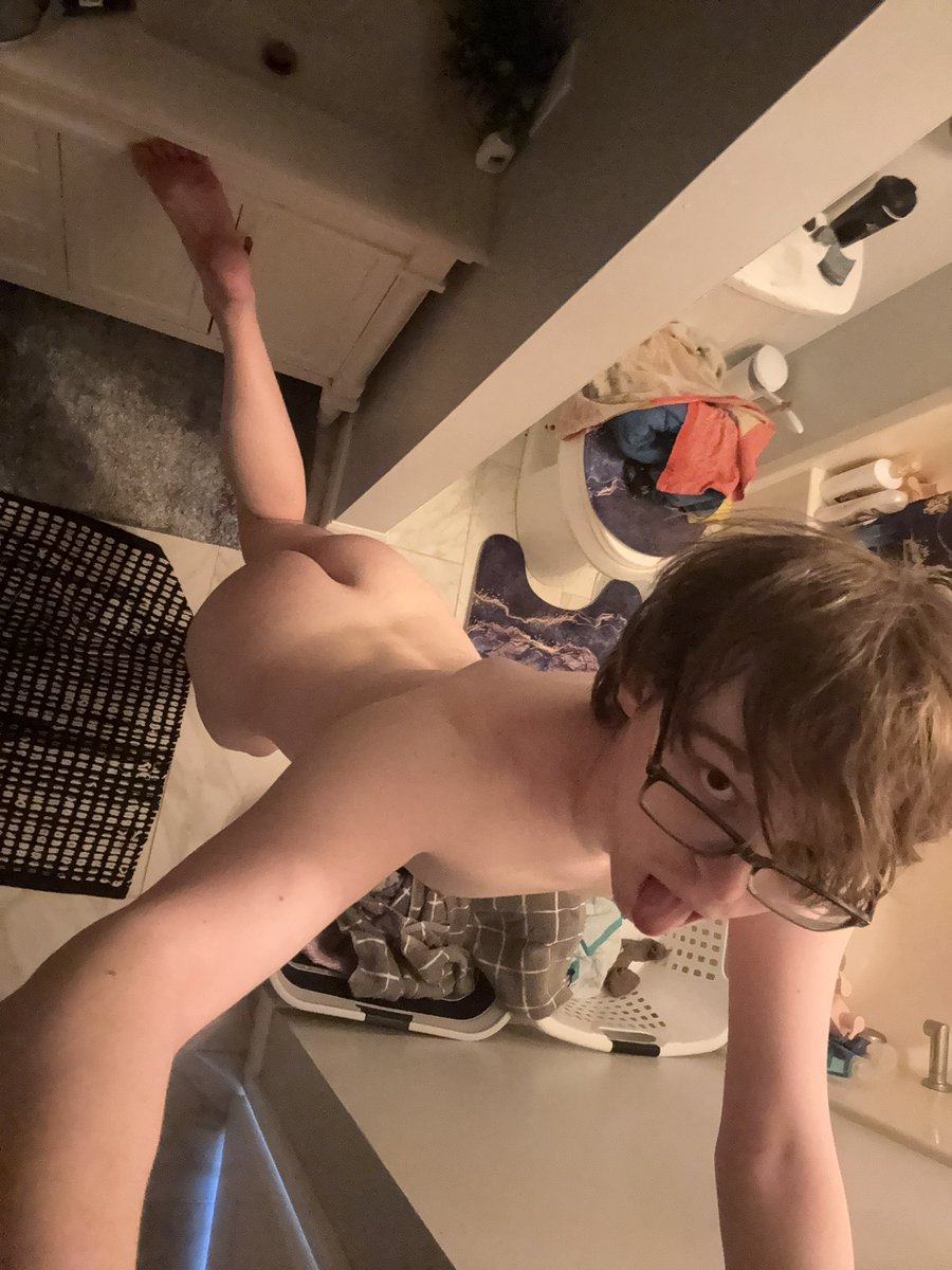 evansky33 tweet media