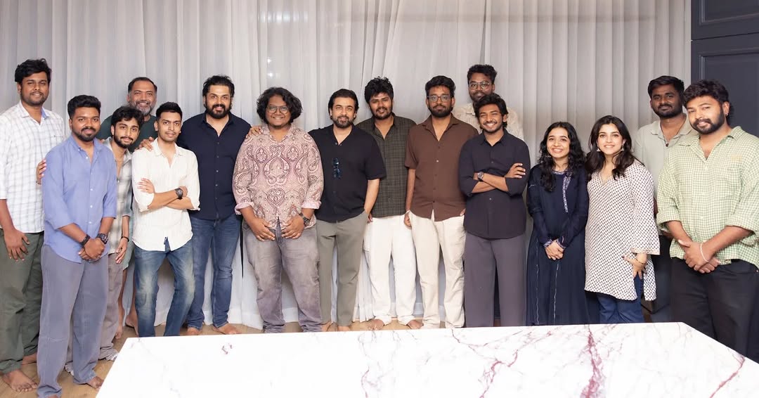 anbil_yogesh's tweet photo. • @Suriya_offl Anna ❤️ &amp; @Karthi_Offl Anna ❤‍🔥 With #Youth Movie Team

#karthi #MrVersatileKarthi https://t.co/auMJBYODEJ