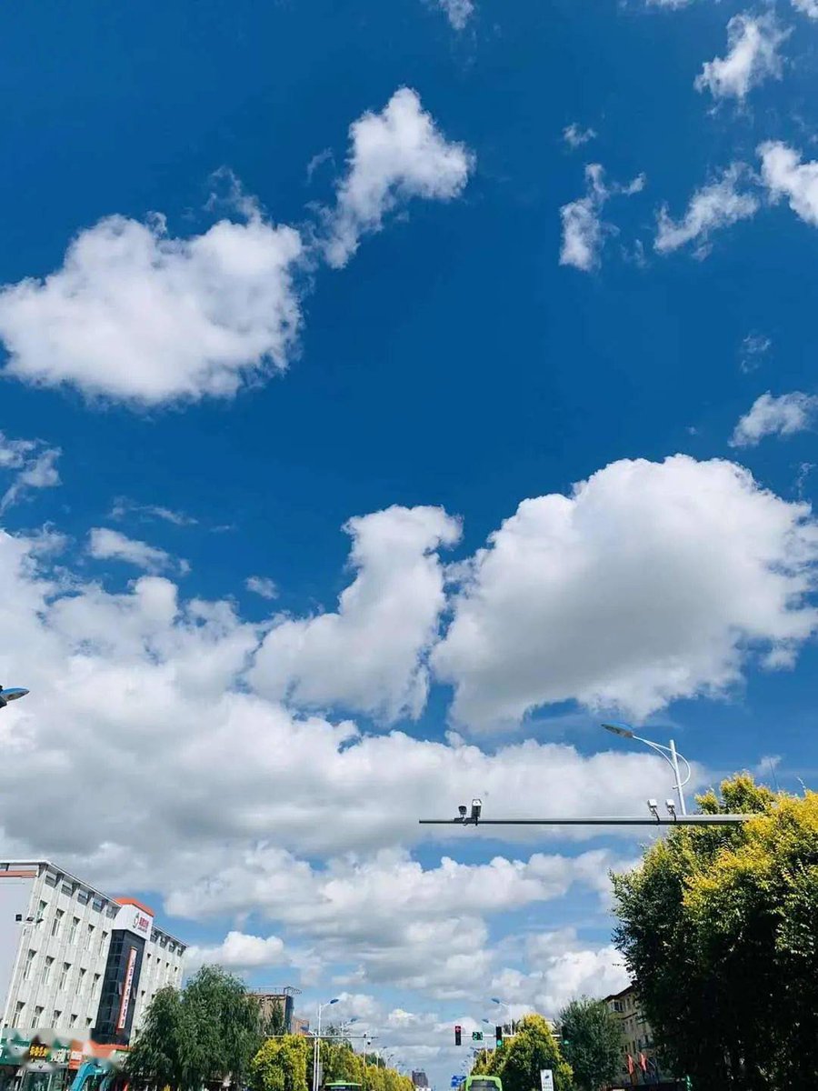 @Ruanziin tweet media