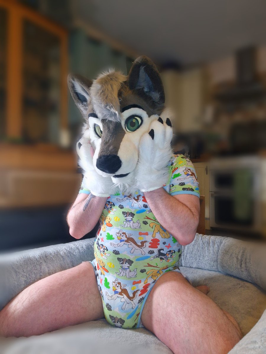 Weazy butt padded tweet media