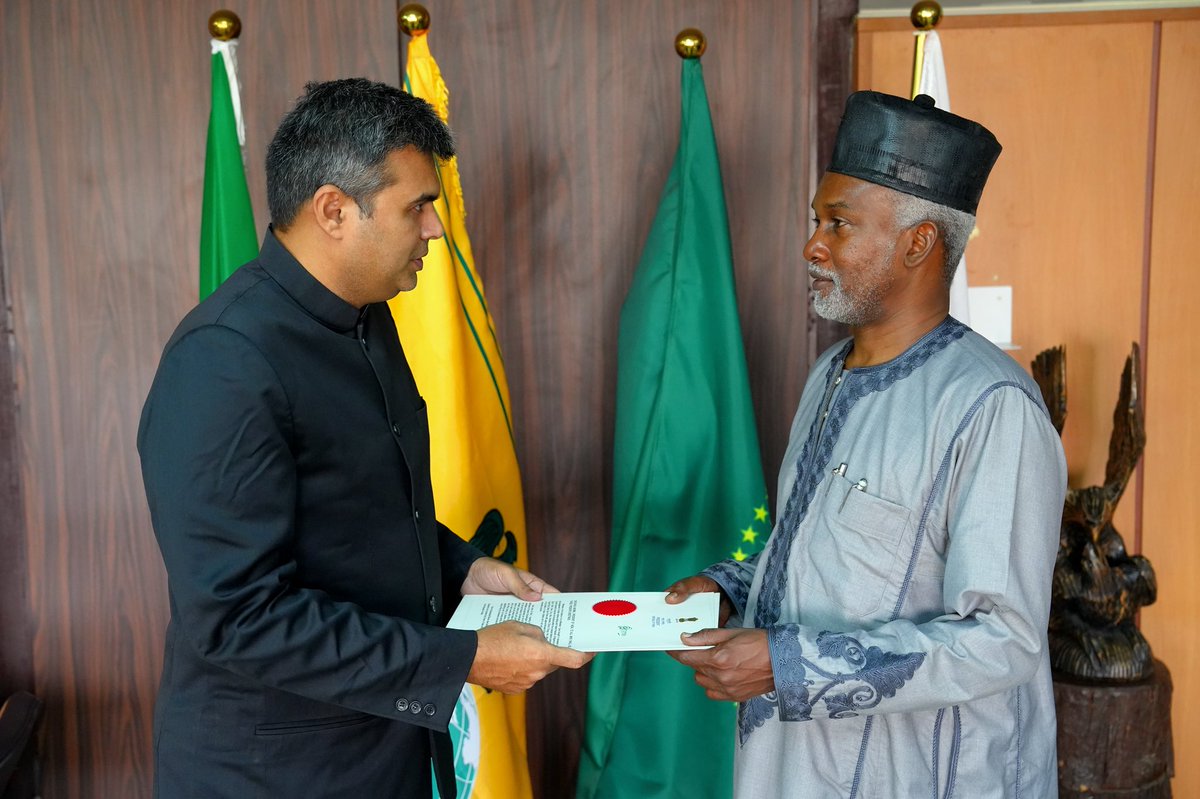 YusufTuggar's tweet photo. The presentation of Letters of Commission by newly designated representatives provided an opportunity to further strengthen Nigeria’s diplomatic and development partnerships.

I received Kannan Chockalingam, Consul General of India in Lagos; Maxime Bengaly, Consul General of Burkina Faso in Lagos; and Krittayawan Boonto, Country Director of @UnaidsNigeria, as they formally presented their Letters of Commission.

These engagements reaffirm Nigeria’s commitment to deepening bilateral relations, enhancing regional cooperation, and advancing global partnerships in support of shared development priorities.