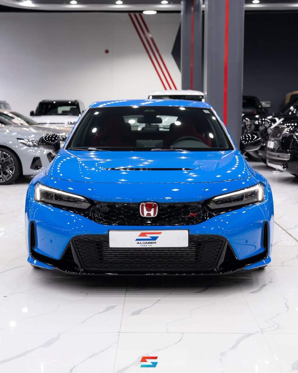 nocarcontext's tweet photo. Honda Civic Type-R 💙💙 https://t.co/UMtuTXJATQ
