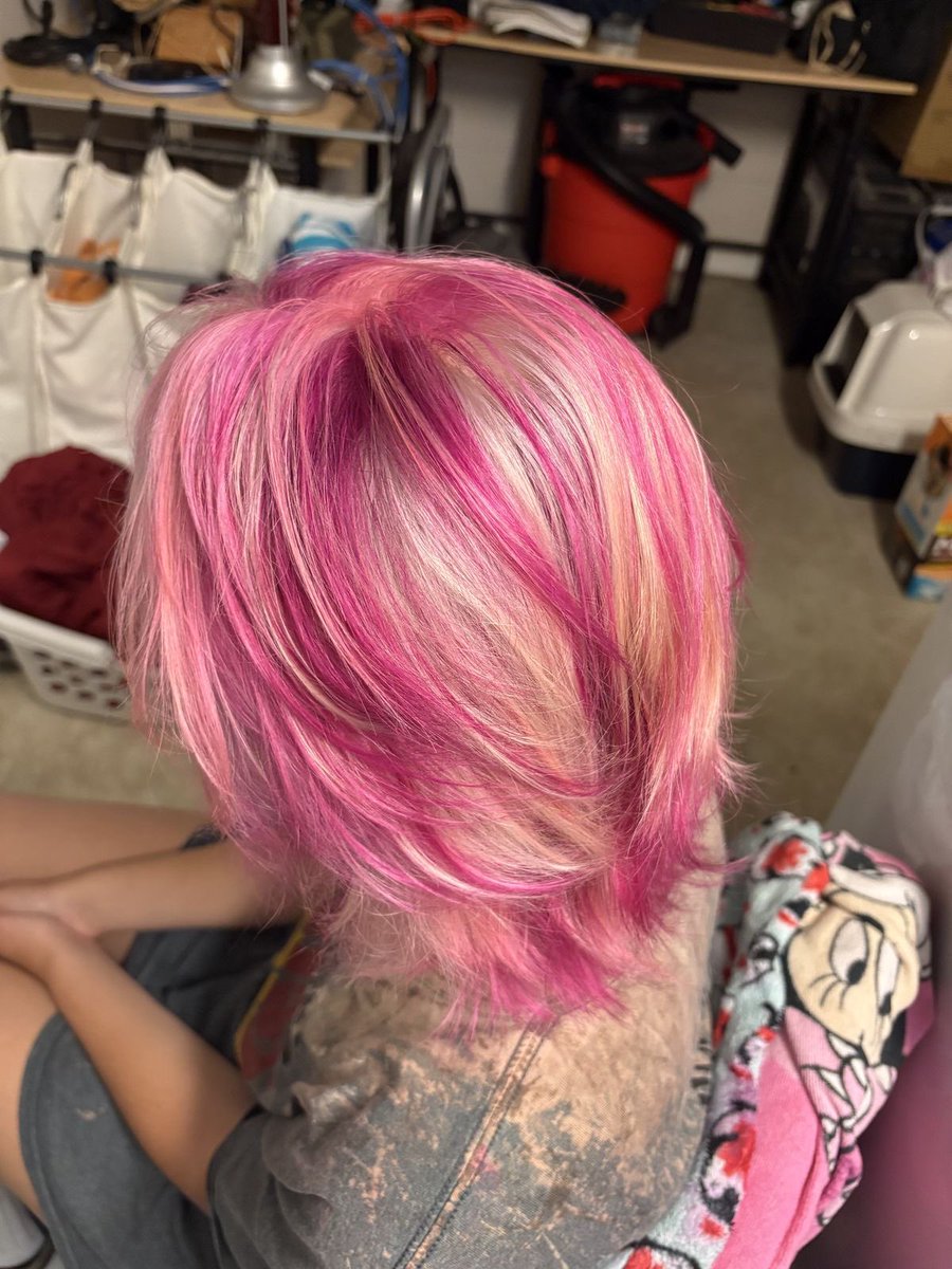 jay 🍓✮⋆˙ tweet media