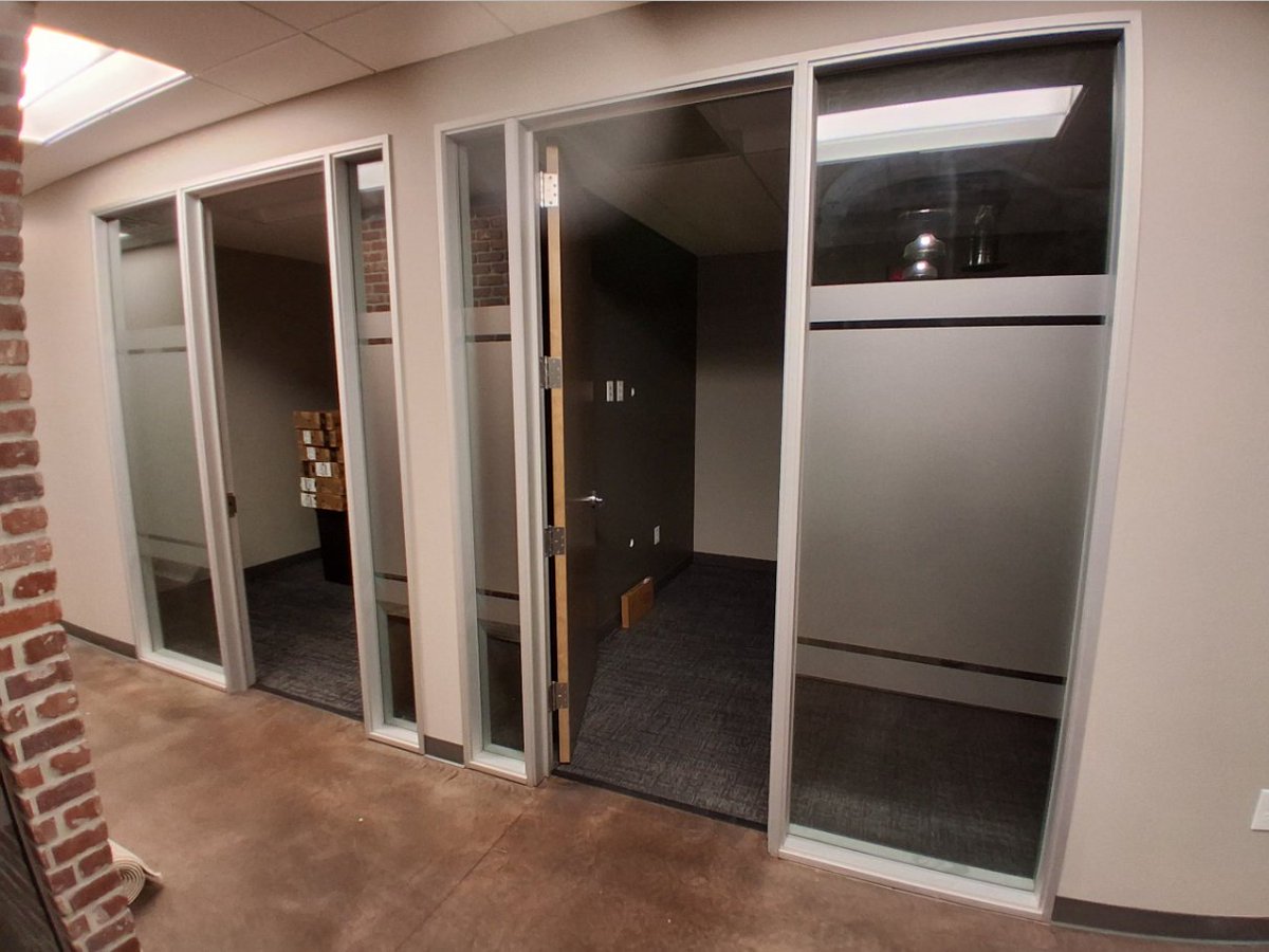 swami83's tweet photo. What can you do with window etch film in Gilbert offices? Harper Wealth relied on vinyl privacy film to elevate its new office space. https://t.co/XgBZzTAfmq
#WindowEtchFilmInGilbertAZ #VinylPrivacyFilm #DecorativeFilm #WindowFilmAndGraphics #BestWindowEtchFilmInGilbert #EtchFilm https://t.co/INZatmVKrL
