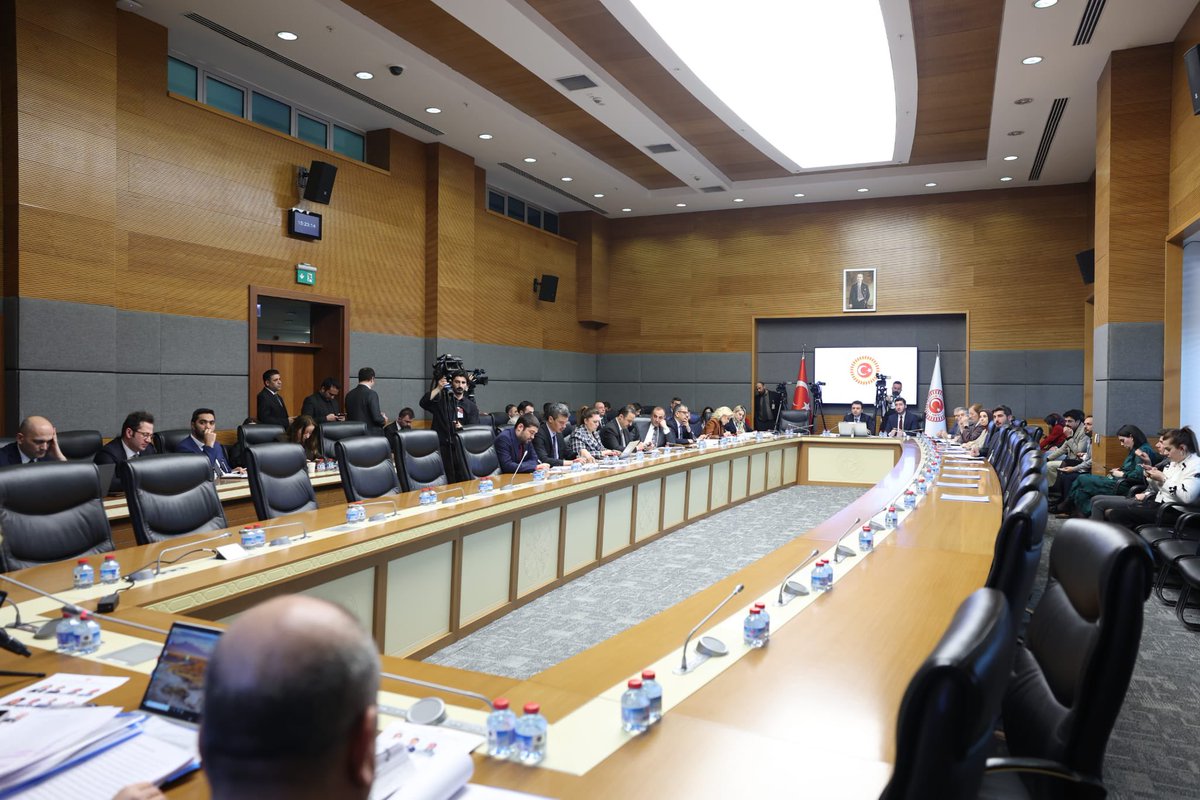 avmustafakose's tweet photo. 📍TBMM 

Çocukların Suça Sürüklenmesine İlişkin Araştırma Komisyonumuzun 17. toplantısında; Ankara Cumhuriyet Başsavcı Vekili Sayın Pınar Akdoğan, Ankara Cumhuriyet Savcısı Sayın Mahmut Nedim Başarangil ve Prof. Dr. Mahmut Koca’nın sunumlarını dinledik… https://t.co/f3dCVqqQQV