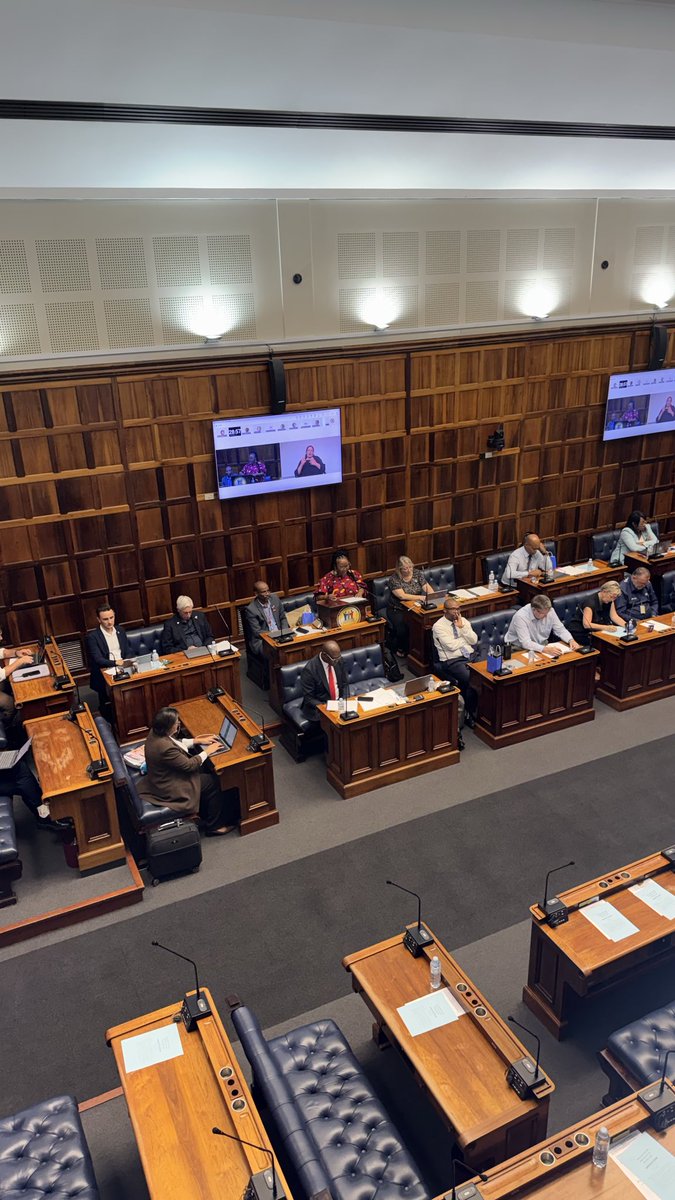 IsaacSileku's tweet photo. Today, I delivered a R3.5 billion budget focusing on mobility as the invisible backbone for economic growth and the advancement of our citizens. Driving better mobility , more opportunities, and safer communities across the Western Cape. 🚍📈🛣️
#WesternCapeBudget #MobilityForAll #GrowthForAll