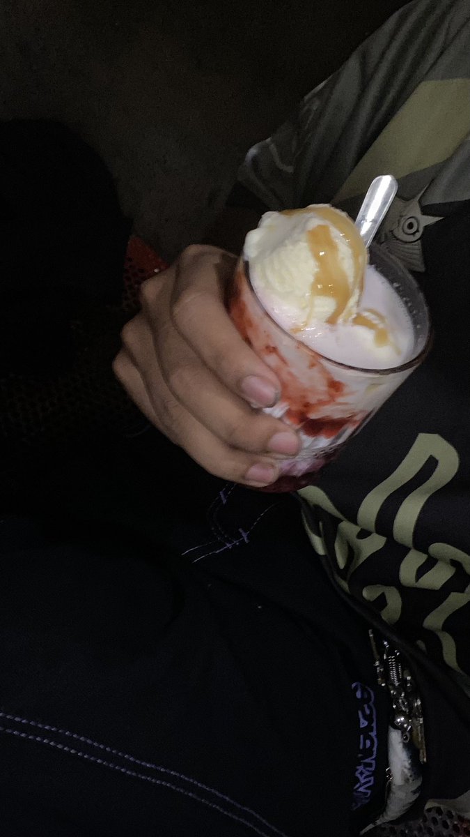 awannnawannn tweet media