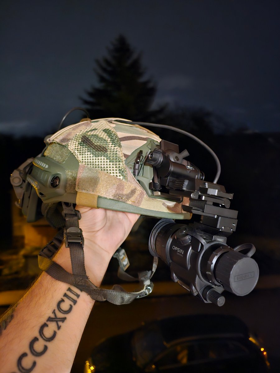 Modřanská kapybara tweet media