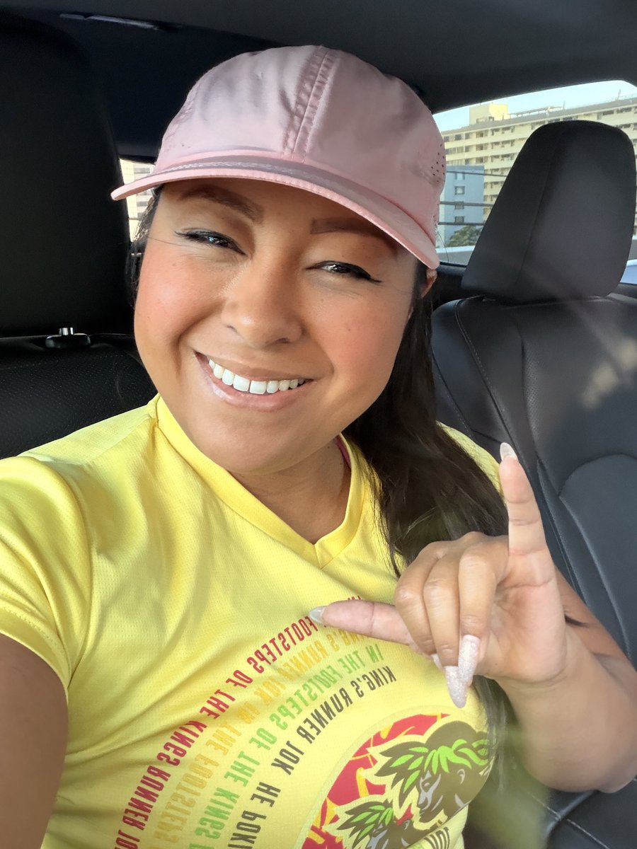 Day 2 Work out done! ✅ really didn’t want to wake up but did it anyways. So happy my husband gives me a great workout plan!