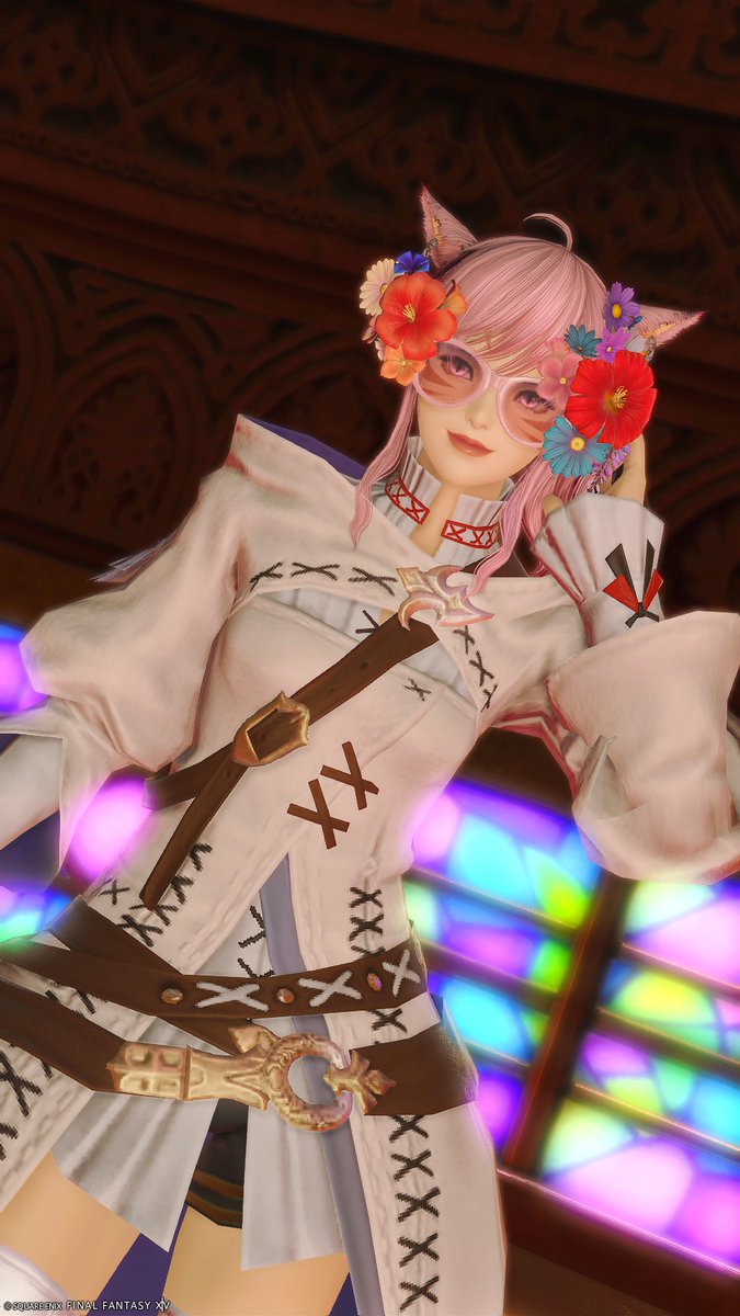 おはようございます。  

水曜日！
エッグハントでお洒落でパリピなサングラスたくさん貰えた👓✨
頭装備とフェイスアクセサリーの両パターンが用意されてるの良いよね👍

 #FF14 #おはミコ