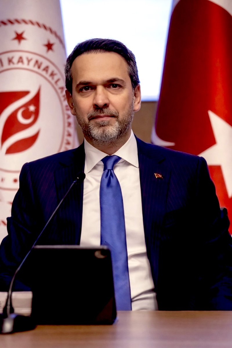 وزير الطاقة التركي: لا توجد مشكلات في تدفق الغاز الطبيعي من إيران إلى تركيا