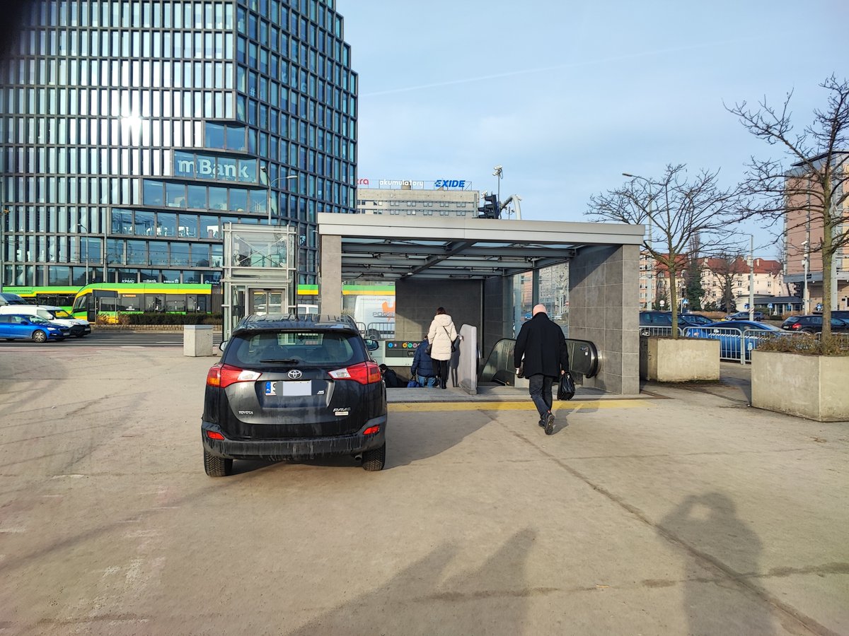 bandyci drogowi tweet media