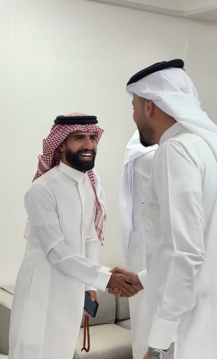 goat11_0's tweet photo. 🐐@imaher7i 🤝 @A_Alodhayb 🐐
🐐 @mii2w1 🤝@A_Alodhayb 🐐
اجمل صوره ممكن تشوفها هاليومين هالعظماء 🧡🧡 https://t.co/pP4pxS0Gvg