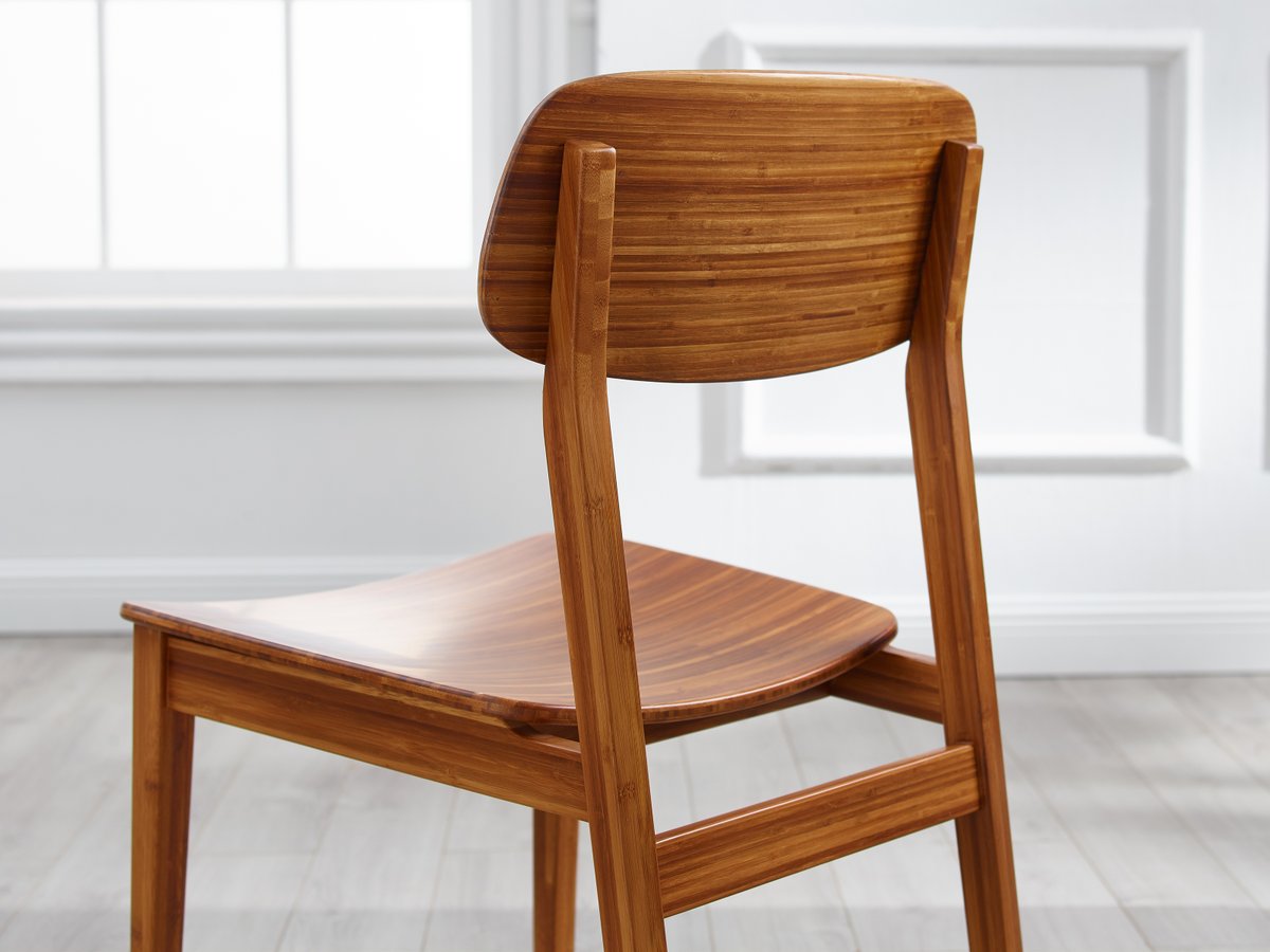 GreeningtonLLC's tweet image. True craftsmanship is in the details. From every angle, Currant is a work of art. Sleek mid-century lines, eco-friendly craftsmanship, and a warm Amber hue make it the perfect blend of style and sustainability.

#livegreenington #sustainablefurniture #diningchair #ecoluxury