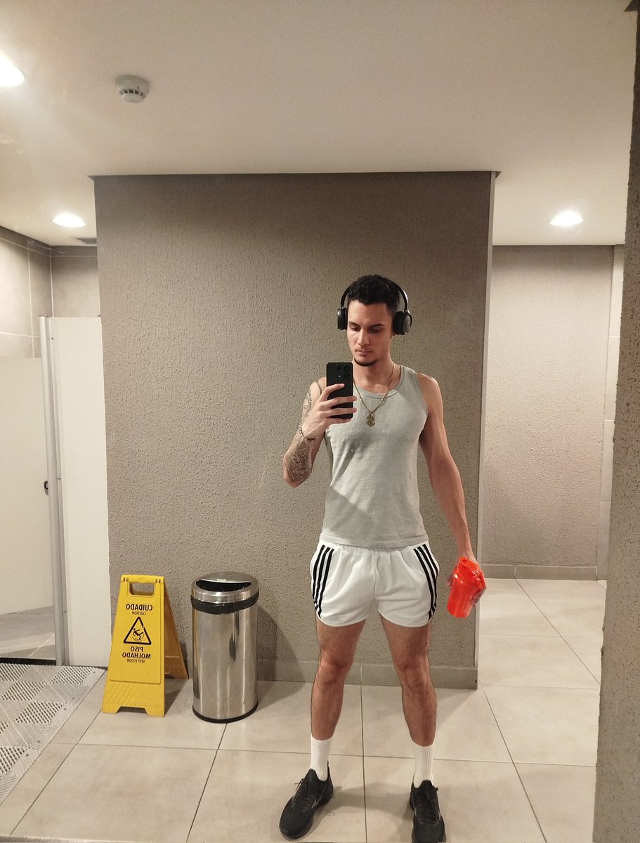 Siri Sacudo tweet media