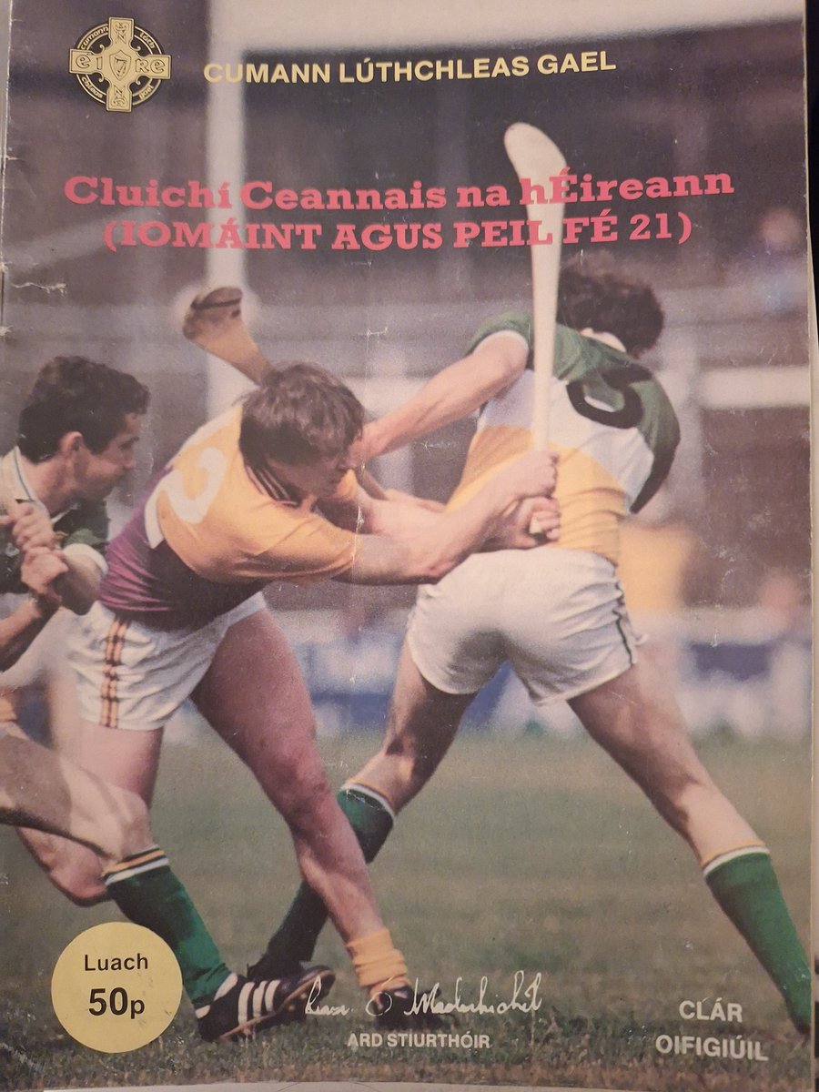 Shane45935970's tweet photo. 1986 all Ireland u21 hurling final galway v Wexford https://t.co/dB6YQ1gdFy