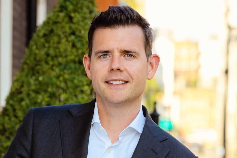 Peter Lloyd tweet media