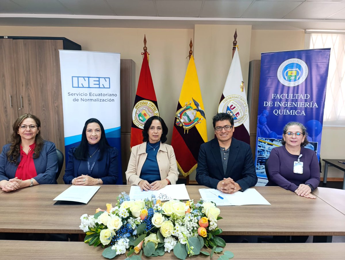 INEN_EC's tweet image. 📍 #INENenAcción | El #INEN y la Facultad de Ingeniería Química de la @lacentralec firmaron un convenio para prácticas preprofesionales, impulsando la formación con enfoque en calidad.

¡Fortalecemos la calidad desde la academia! 🤝

#Calidad #Educación #INENesCalidad