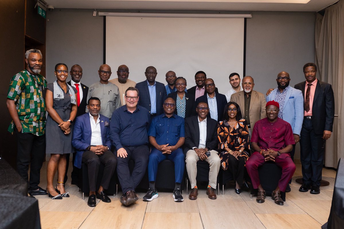 thekimberliee's tweet photo. On some days, I spend time driving partnerships for impact in healthcare. 🤝

This one is for Access to Medicine in Nigeria and I’m particularly excited about the days ahead. https://t.co/XbC6H9ZKFK