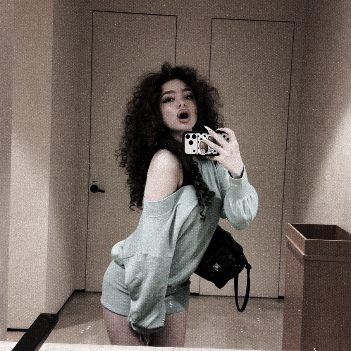 𝐭𝐡𝐞𝐚 ✧ tweet media