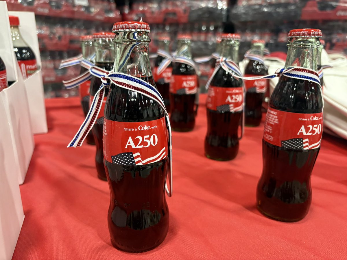 Derek Petersen tweet media