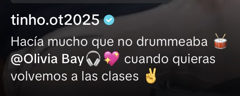 Ollie ✸ tweet media