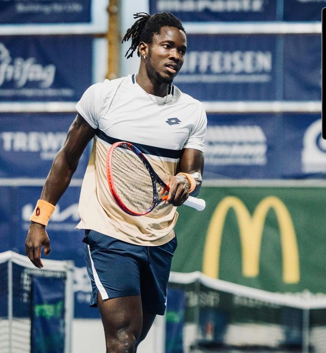 Tenisinfo247's tweet image. El marfileño Eliakim Coulibaly (286 ATP) derrotó al croata Josip Simundza (740 ATP), por 6-3, 4-6 y 6-3, para clasificar a la segunda ronda del Challenget de Split🇭🇷. El jugador de 23 años, que vino de quiebre abajo en el set final, chocará contra Alexander Vasilev🇧🇬 en 2da.