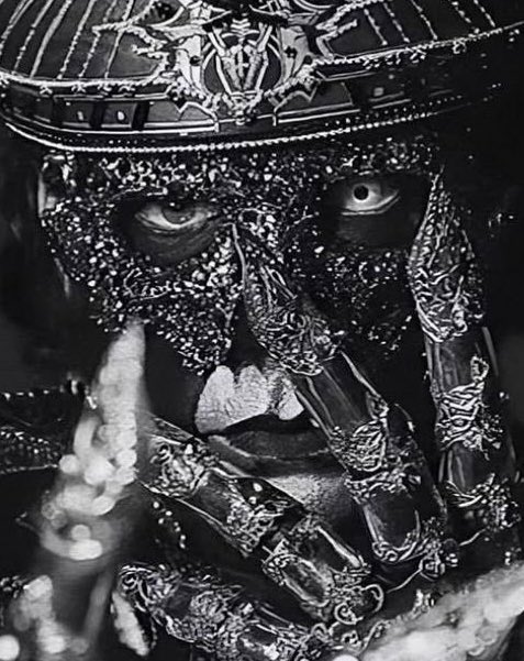 Bloom𖤐(Perpetua's Valentine 2/7) tweet media