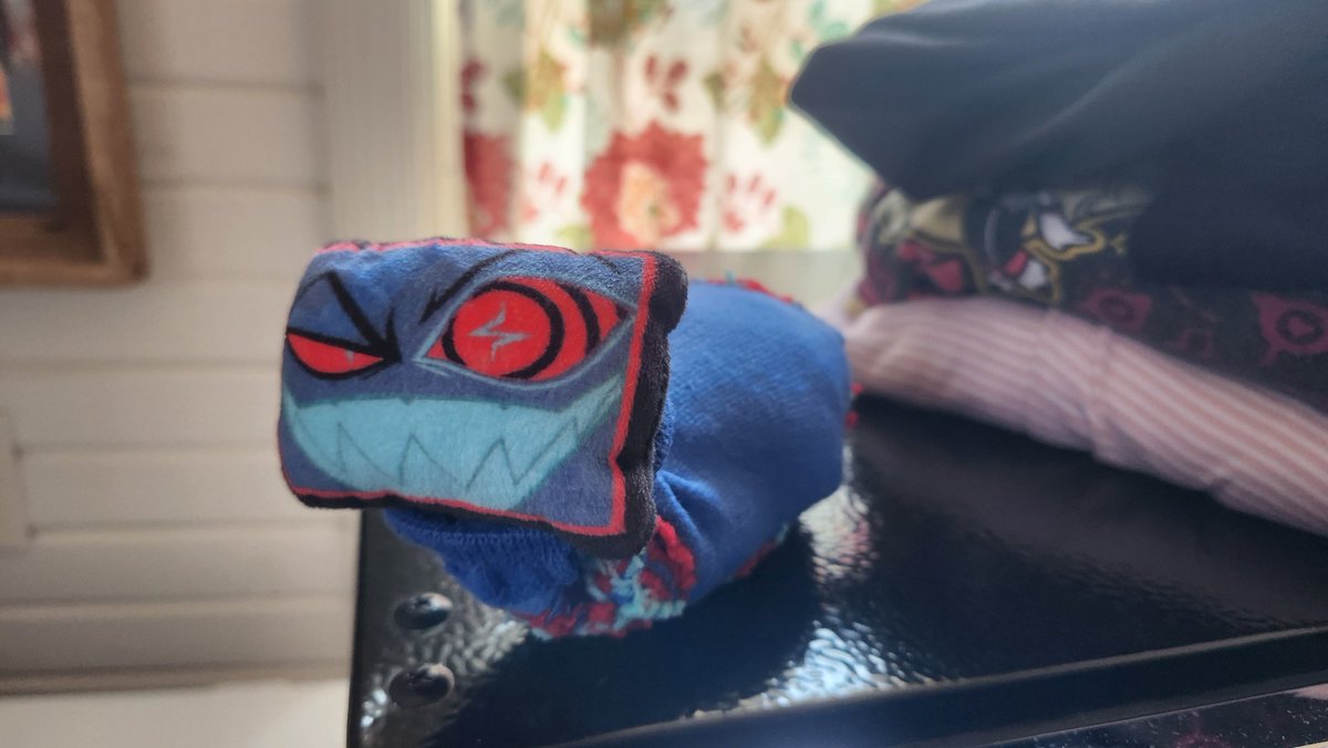 🩵🖤Vox/Mako Staticshark🔞COMMS OPEN.🖤🩵 tweet media