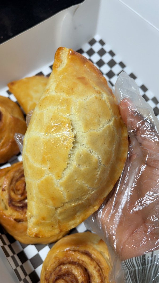 Ennie's treat tweet media