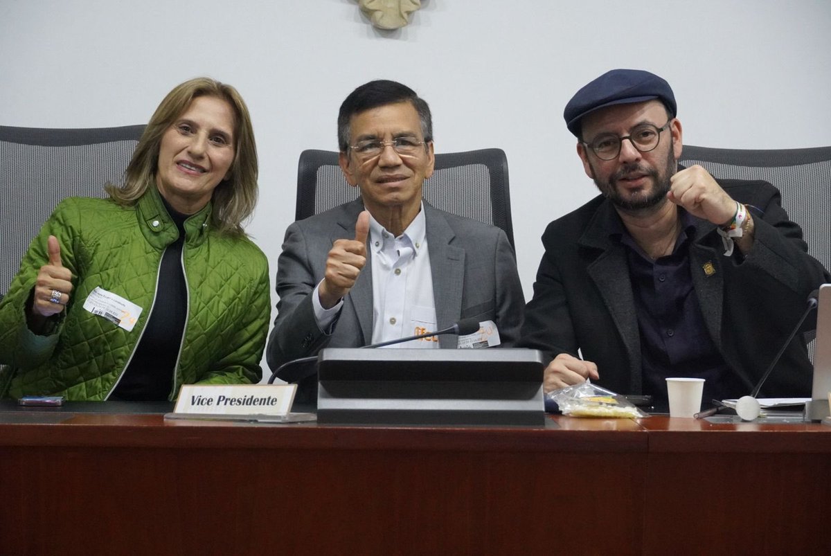 Gabriel Becerra - Pacto Cámara Bogotá 🏛️ tweet media