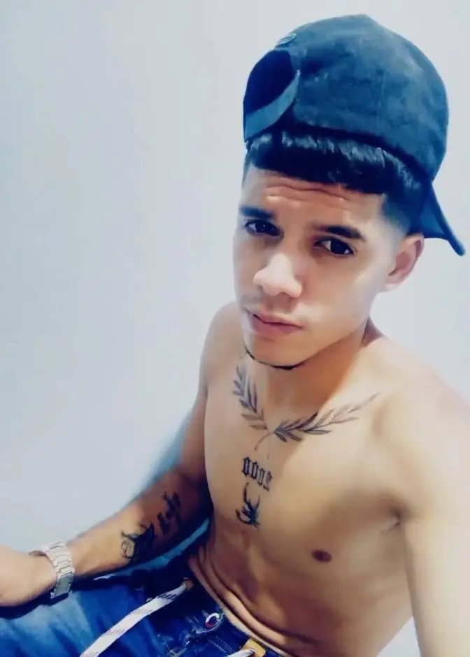 Solo machos tweet media