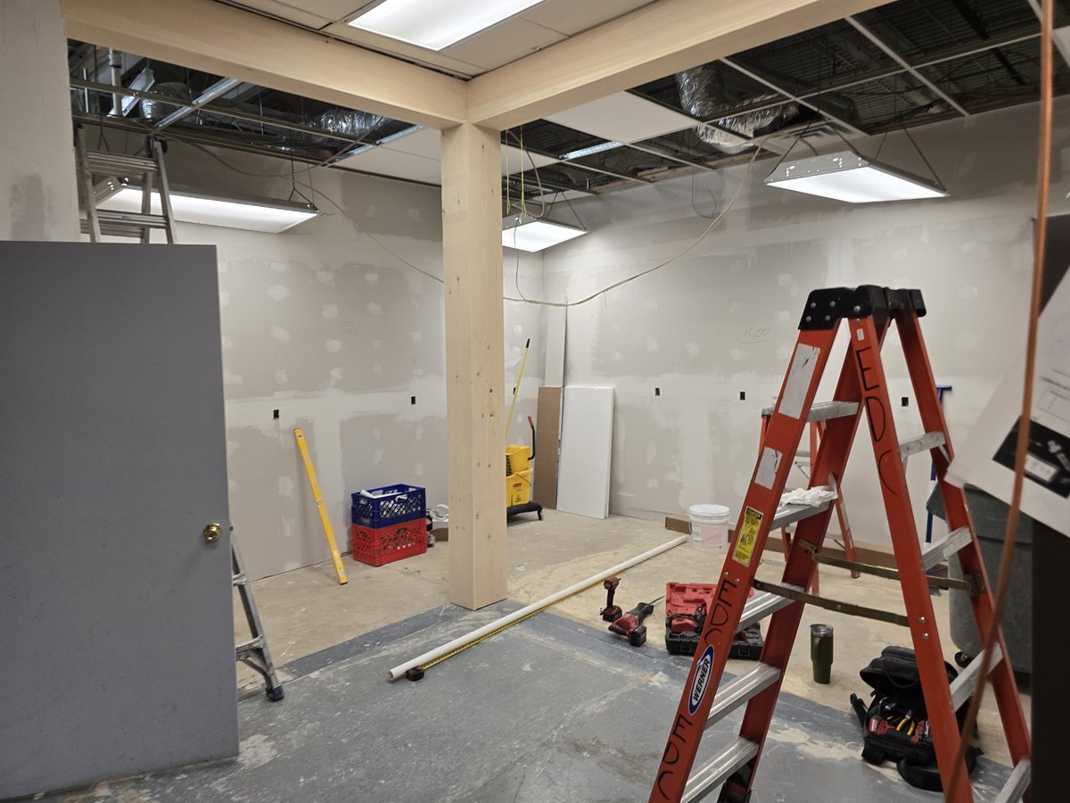 EDC_Drives's tweet photo. Something new is taking shape at EDC!

We’re in the process of updating our team "bullpen"—creating a cleaner, more modern workspace for the people who help keep our clients’ equipment running every day.

We’re looking forward to sharing the finished space soon. https://t.co/xH8Bj8pisZ