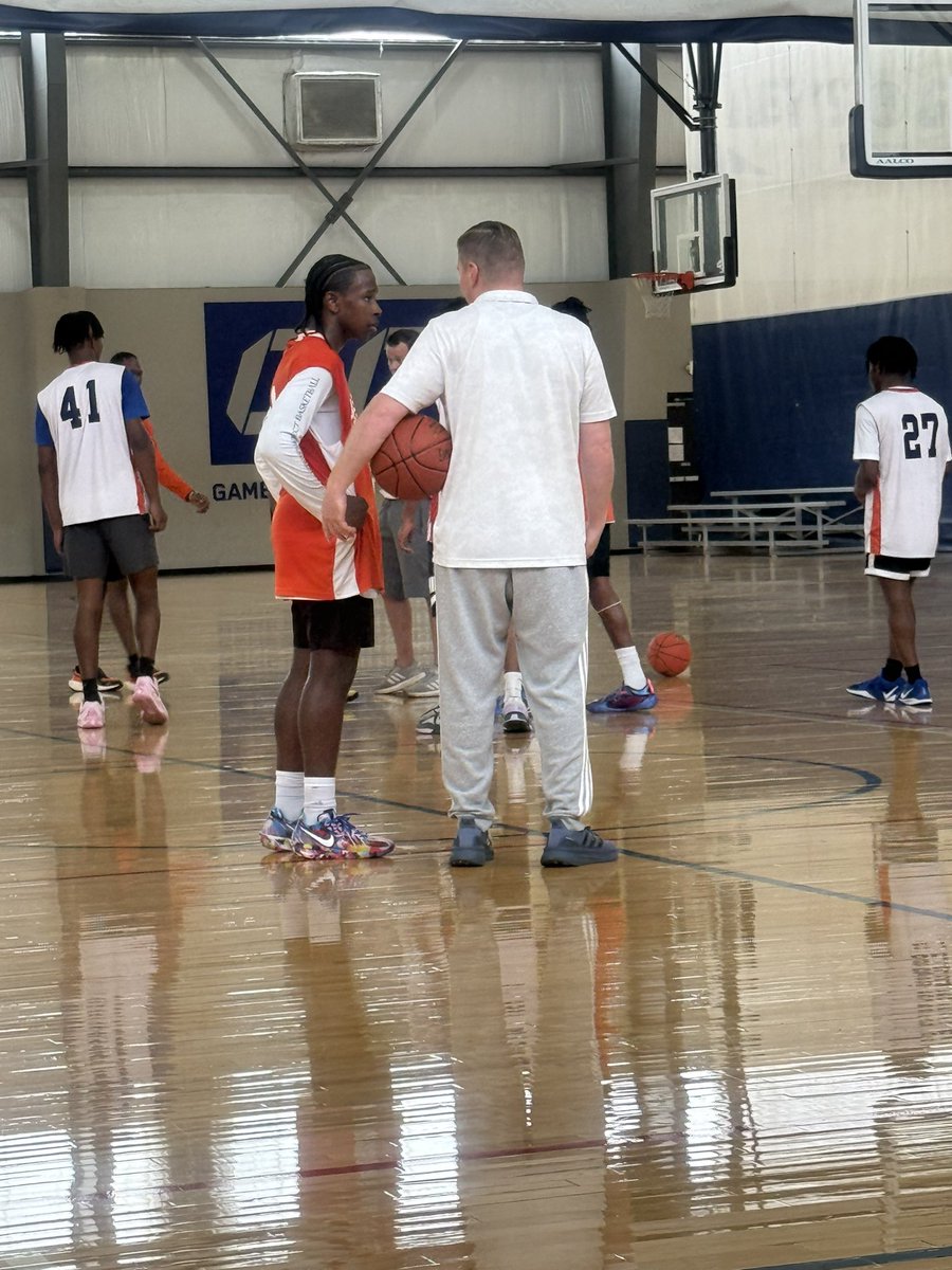 Blake Nelson tweet media