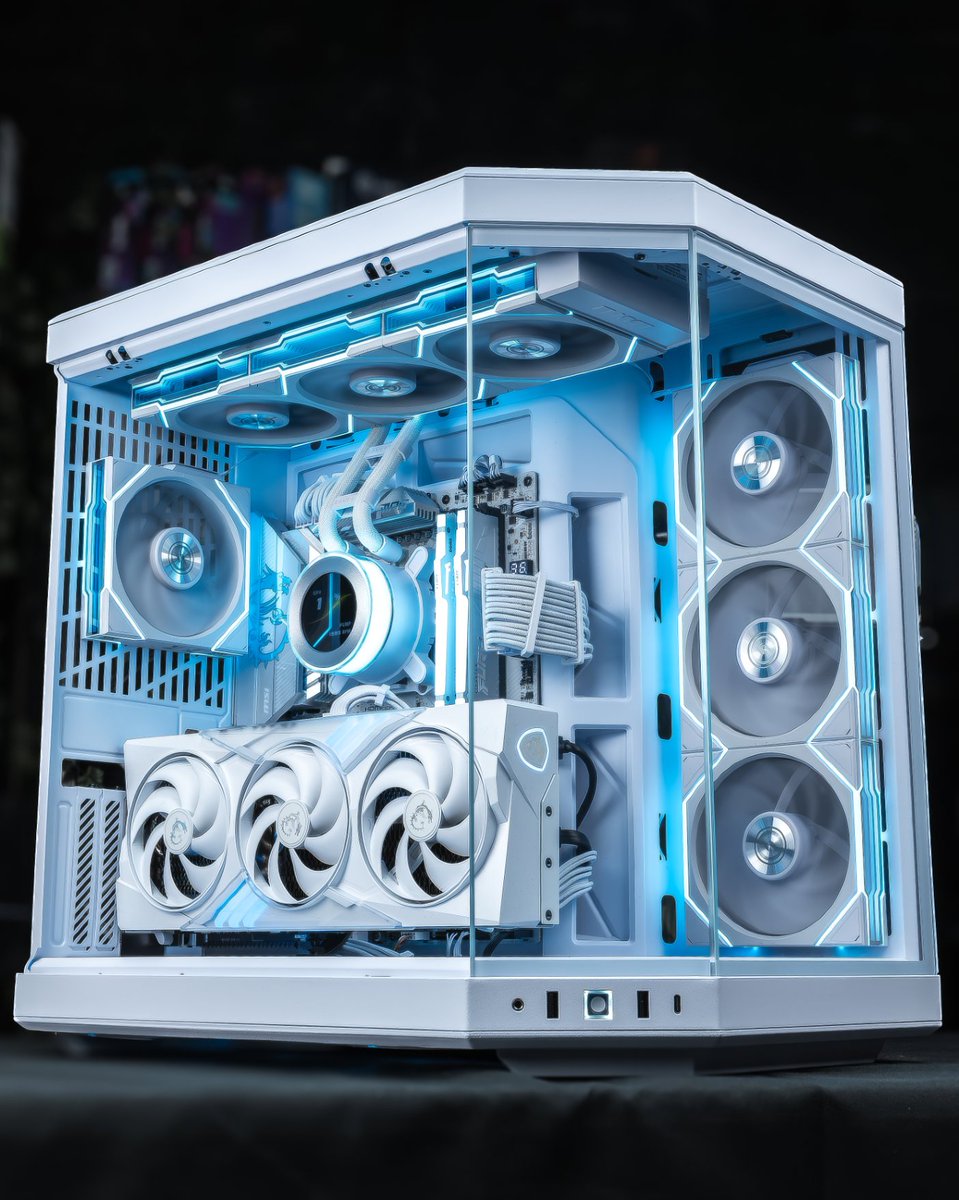 FlowUP | à 3 clics de ton futur PC ! 🫵 tweet media