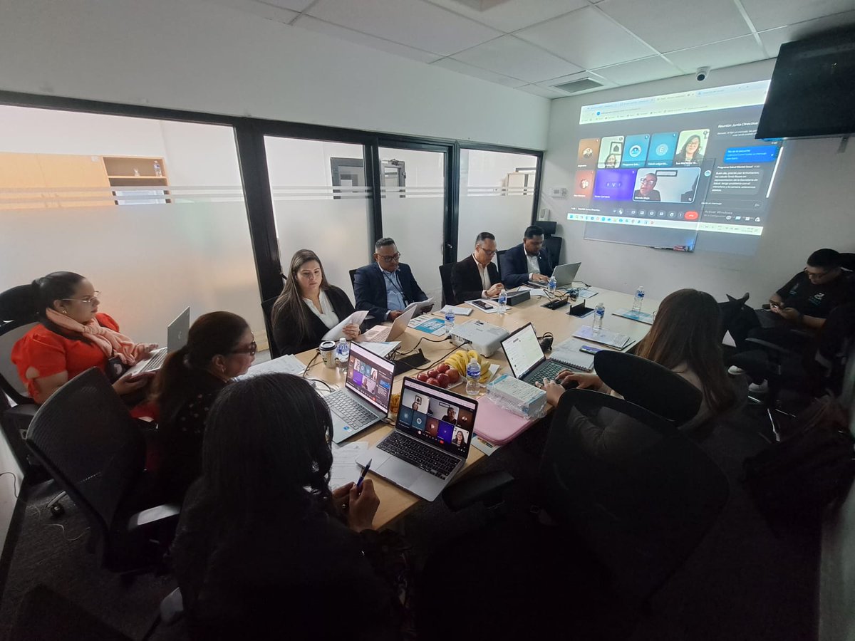 CICESCT HN tweet media