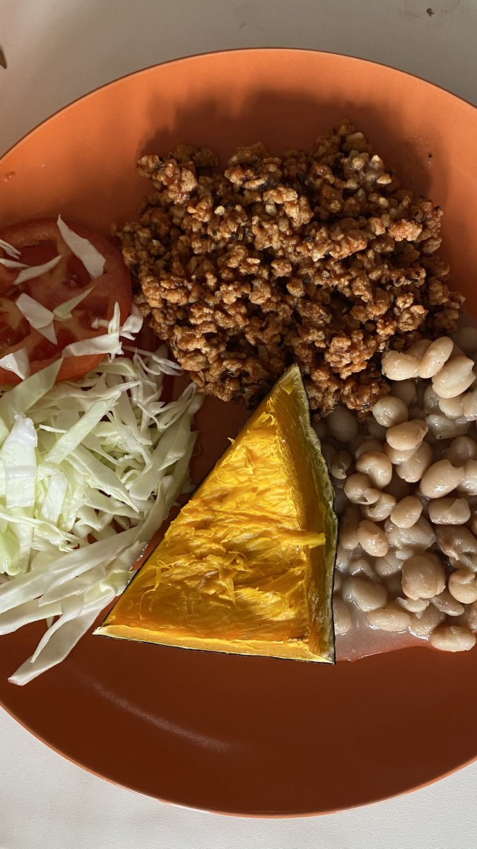 hebis 🐳 (0/12kg) tweet media