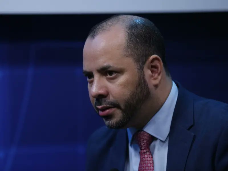 “Sin debido proceso no hay institucionalidad”: expresidente del CAH fija postura sobre juicio político a Johel Zelaya

🔹 Gustavo Solórzano advierte que el Congreso debe respetar garantías constitucionales y recalca que este mecanismo no determina culpabilidad penal ni