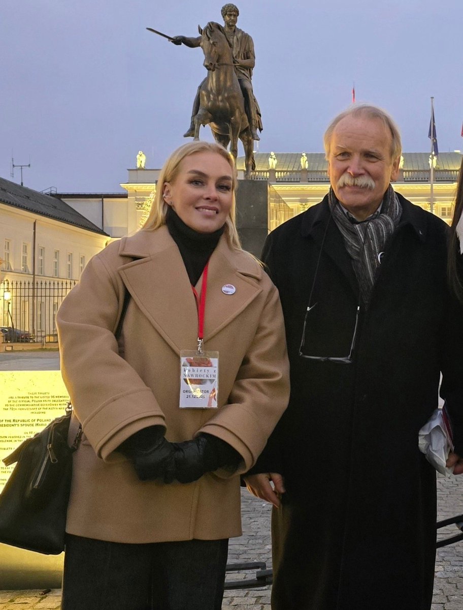 Magdalena tweet media