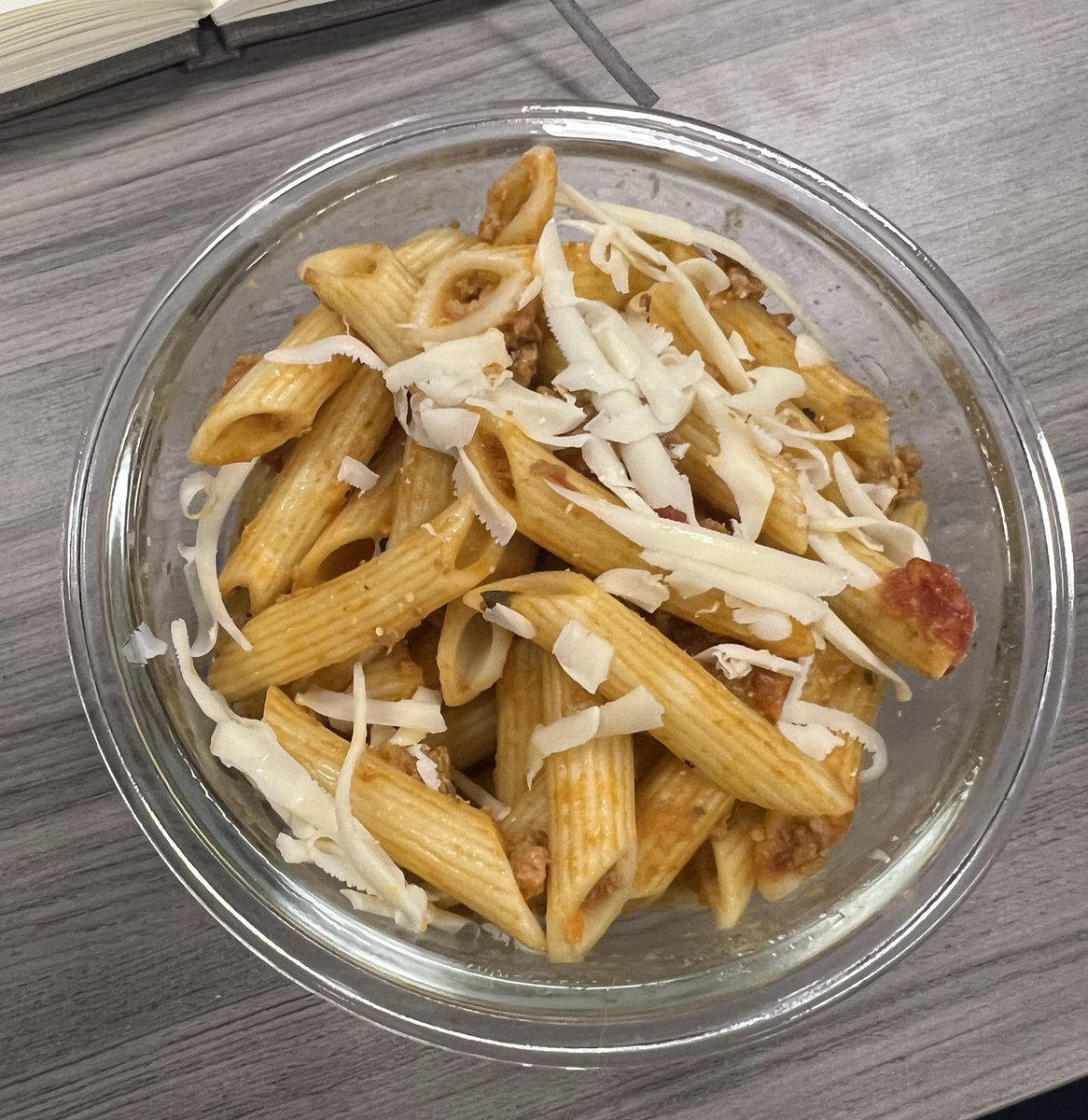 ⚢reign tweet media