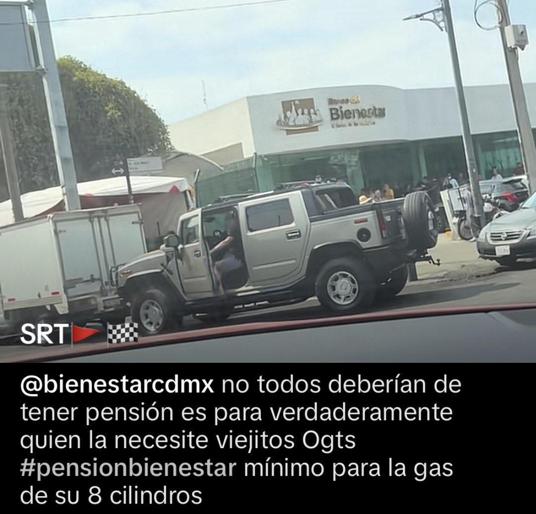 Neoliberalover tweet media