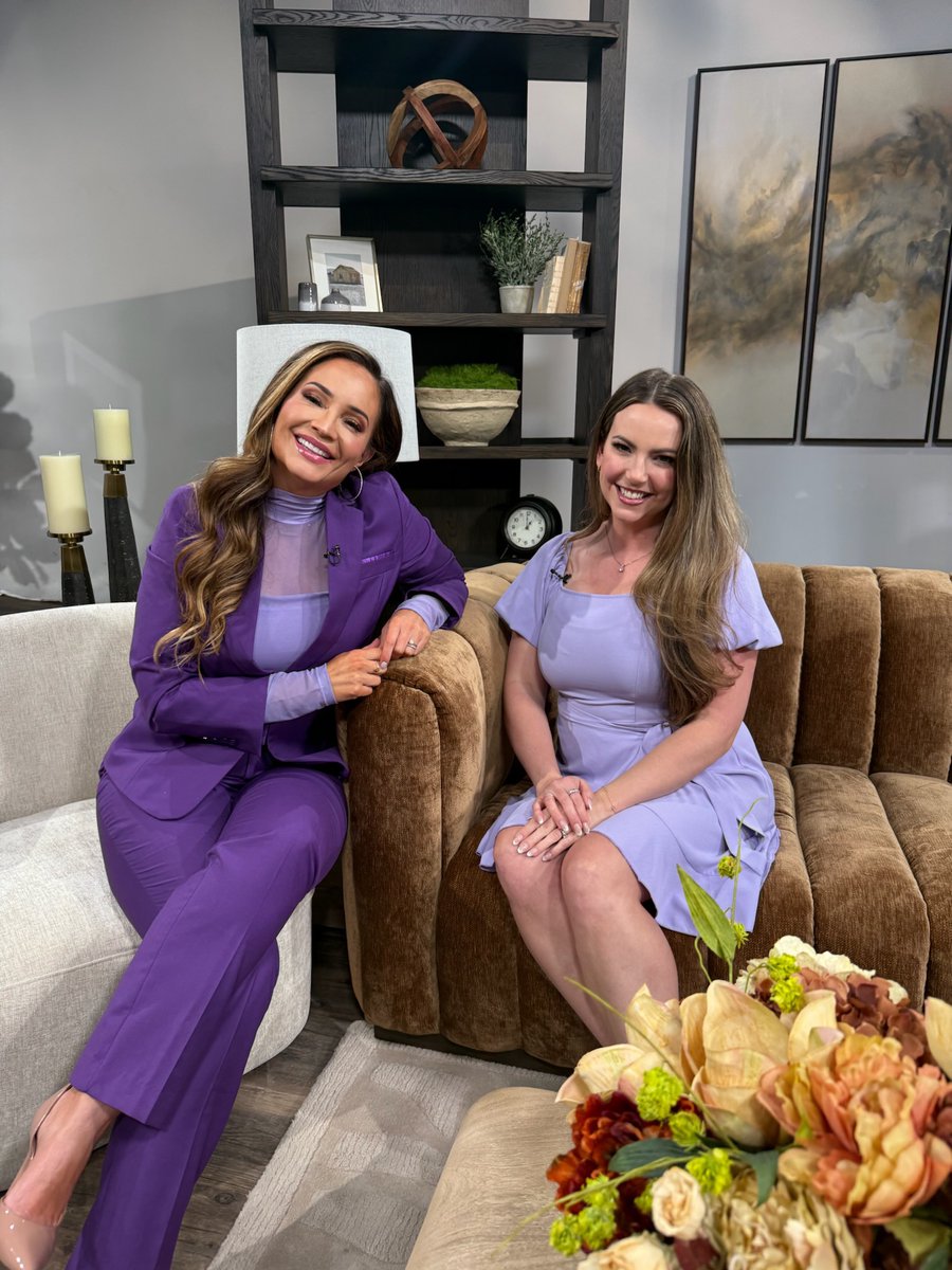 KUTVFreshLiving's tweet image. If you’ve ever wondered what goes on behind the scenes of content creation—this episode is for you.

Listen now: art19.com/shows/fresh-of… 

#SocialMediaStrategy #ContentCreation #PersonalBranding #DigitalMarketing #Podcast #ThoughtLeadership